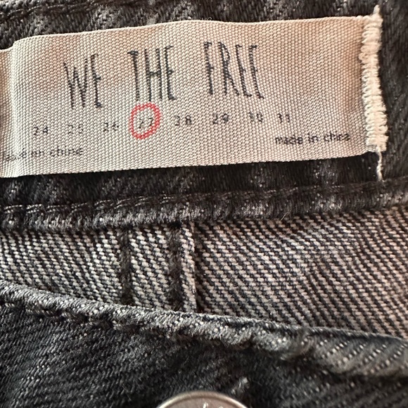 We The Free | micro mini | denim | raw edge | pockets | button fly | 27 | skirt - Picture 10 of 13